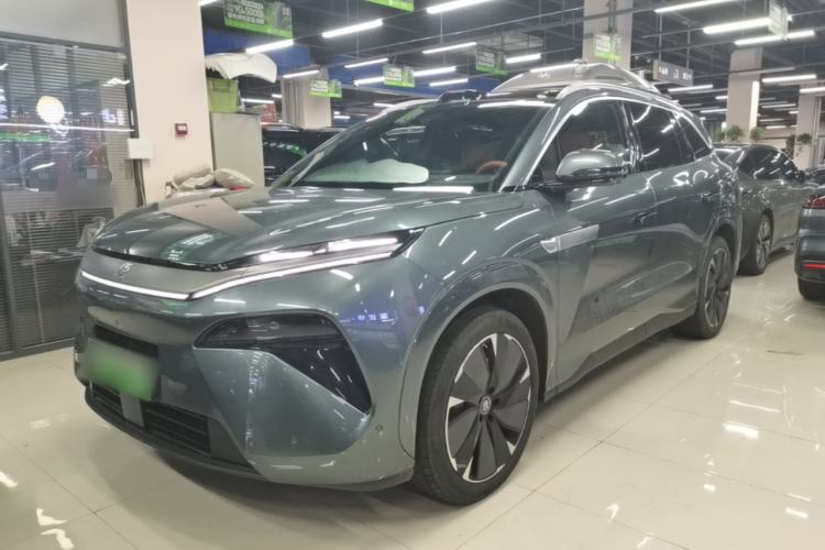 BYD Tang L 2025 — фото 1