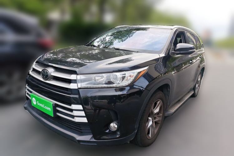 Toyota Highlander 2021 — фото 1