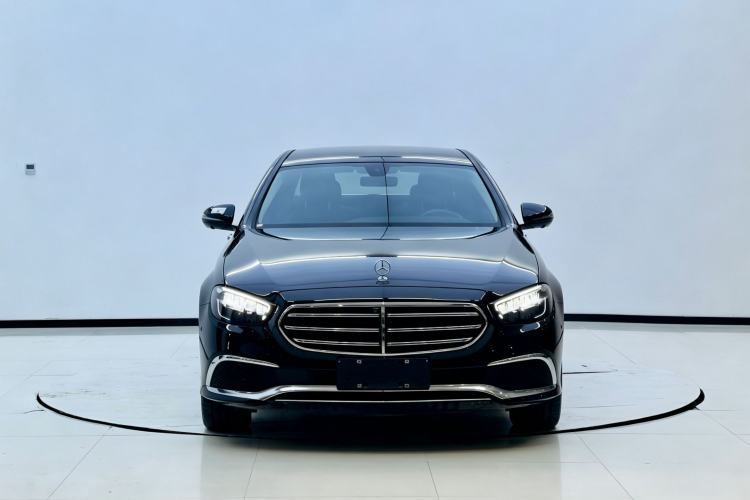 Mercedes-Benz E 300 L 2023 — фото 2