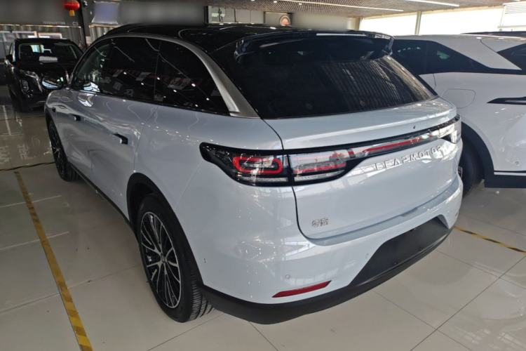 Leapmotor C11 2026 — 4