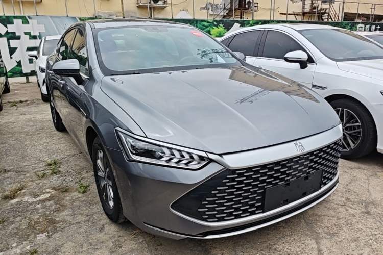 BYD Qin Plus 2023 — 3