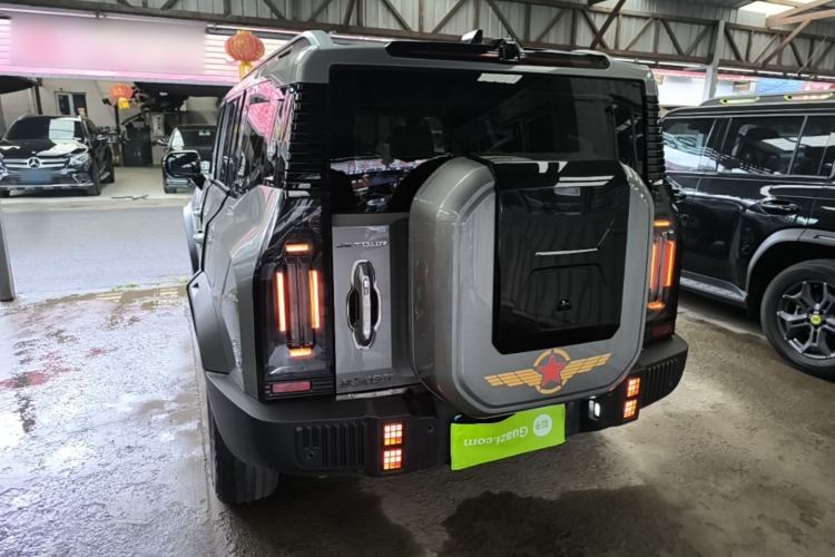 Jetour Traveler 2025 — 4