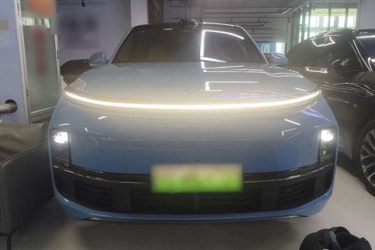 Li Auto L9 2022 — 2