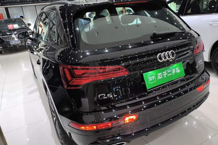 Audi Q5 2024 — фото 4