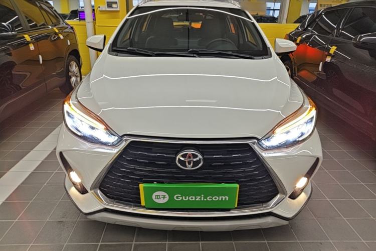 Toyota Yaris L 2020 — 2