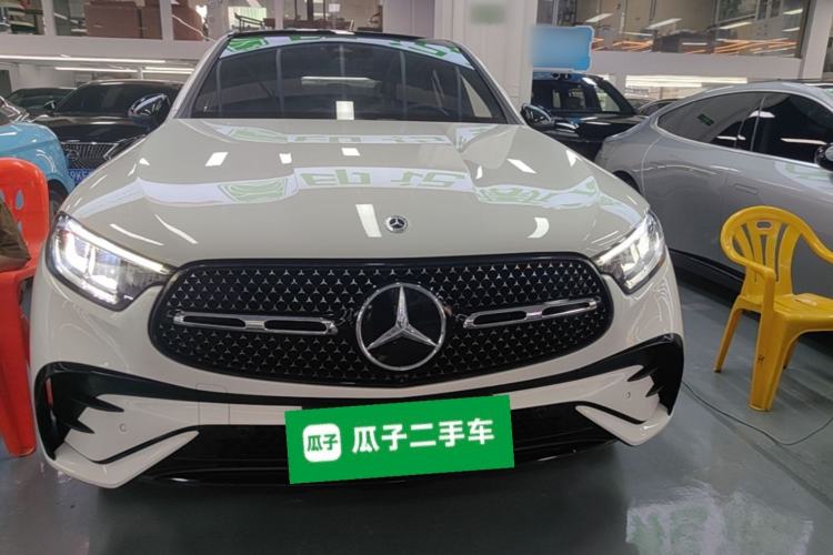 Mercedes-Benz GLC 300 2024 — 2