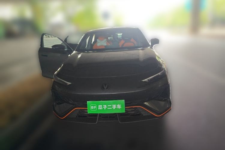 ChangAn UNI-V 2025 — 2