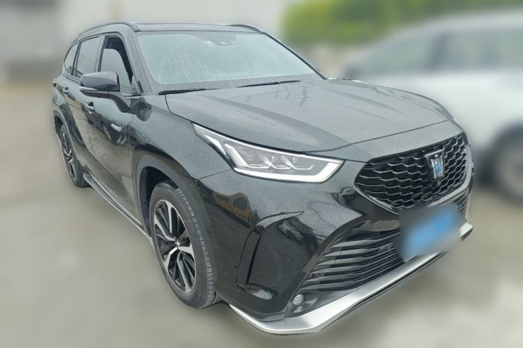 Toyota Highlander 2023 — 3
