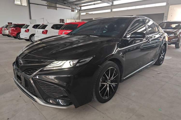 Toyota camry 2021 — фото 1