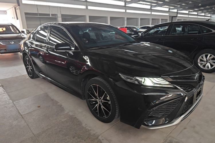 Toyota camry 2021 — фото 3