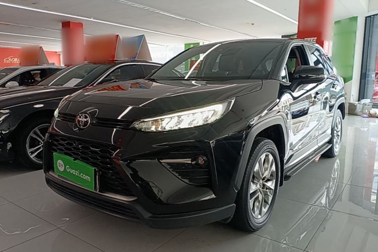 Toyota RAV4 2022 — фото 1