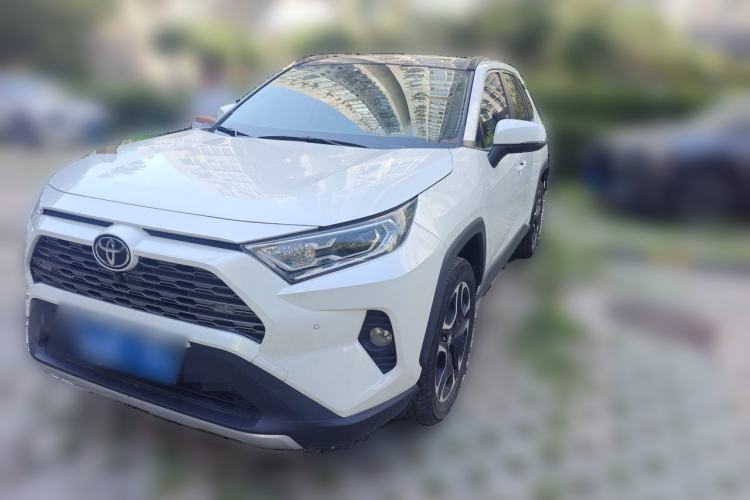 Toyota rav4 2022 — фото 1