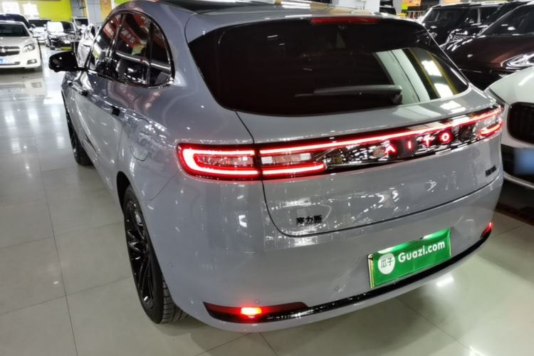 AITO M5 2025 — 4