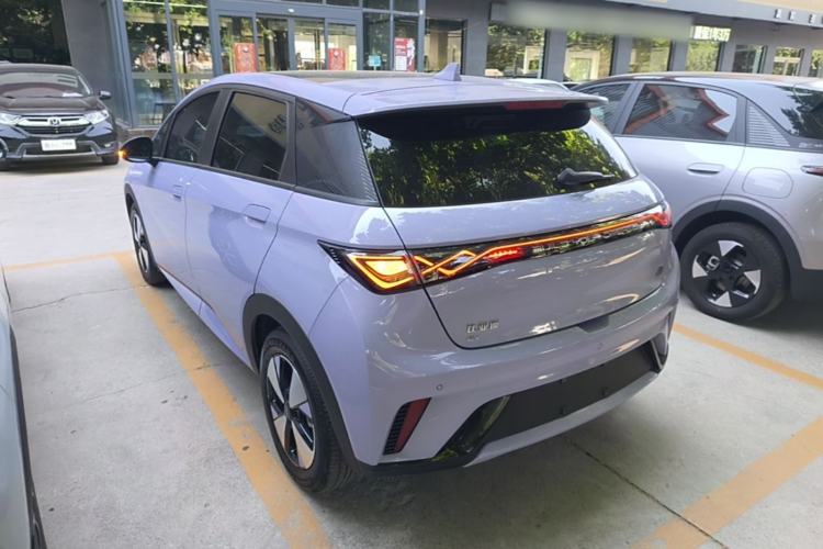 BYD Dolphin 2023 — 4