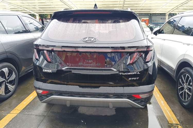 Hyundai Tucson 2023 — 5