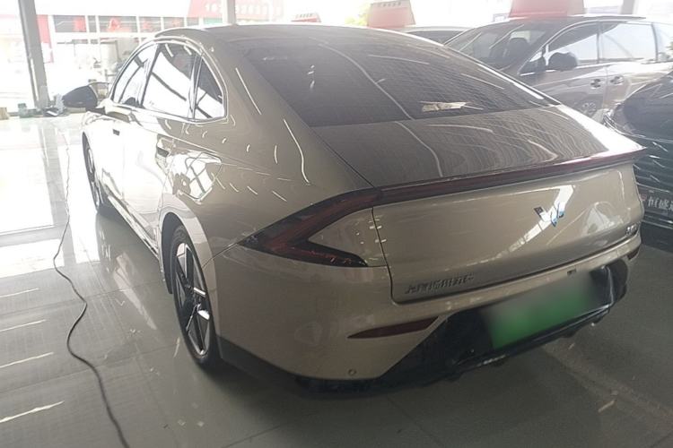 Wuling Xingguang 2024 — 4