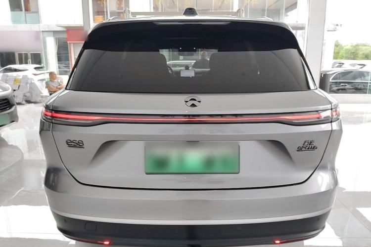 NIO ES8 2023 — 5