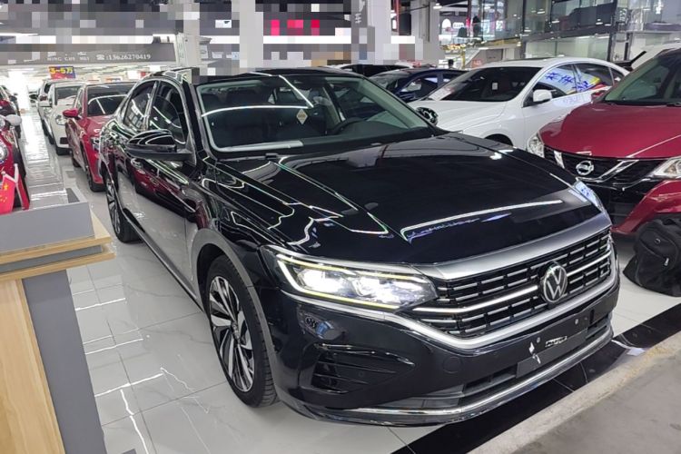 Volkswagen Passat 2022 — 3