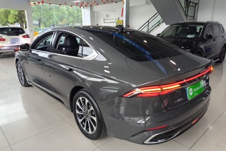 Lincoln Z 2025 — 4