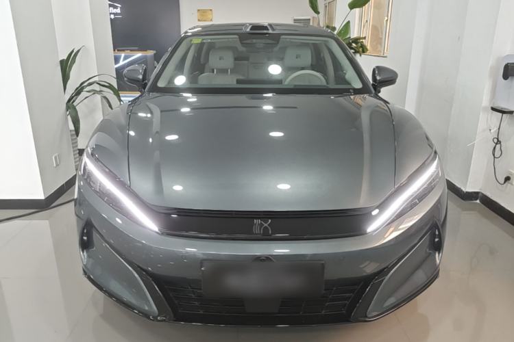 BYD Han L 2025 — 2
