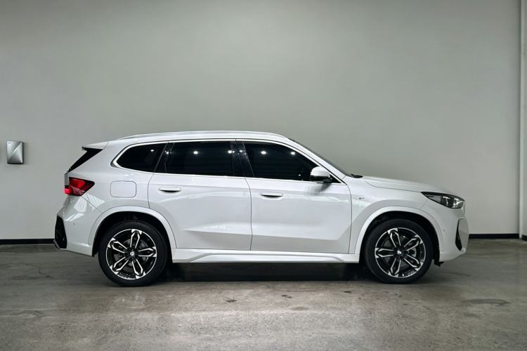 BMW X1 2023 — фото 4