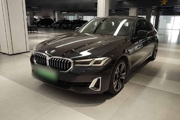 BMW 535Le 2021 — фото 1