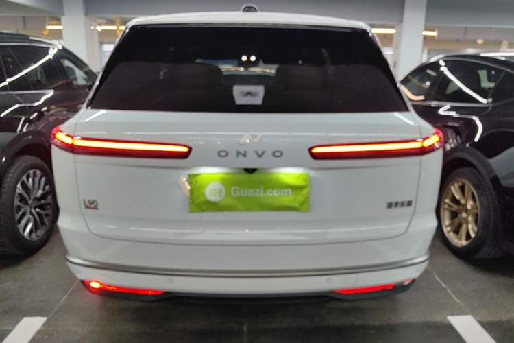 Onvo Luxeed L90 2025 — 5