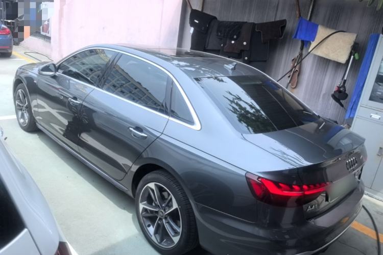 Audi A4 2020 — 4
