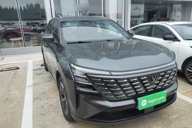 ChangAn CS75 PLUS 2025 — фото 3