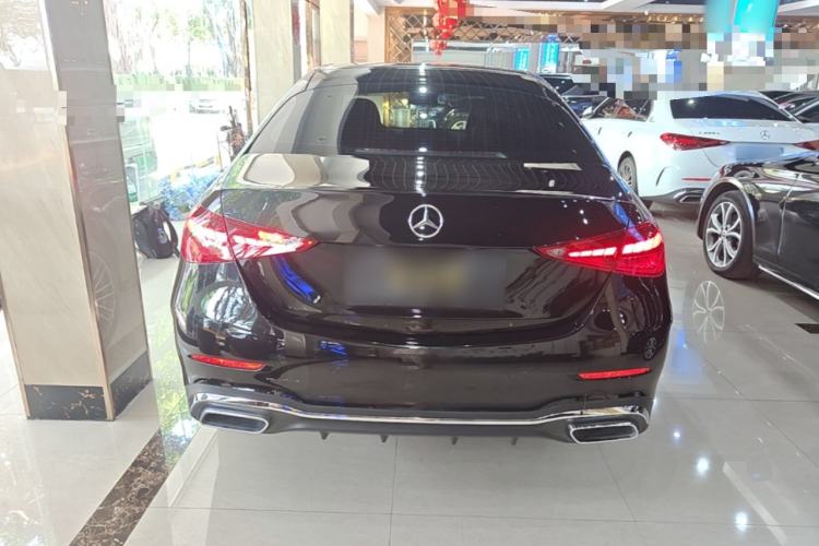 Mercedes-Benz C 260 L 2025 — 5