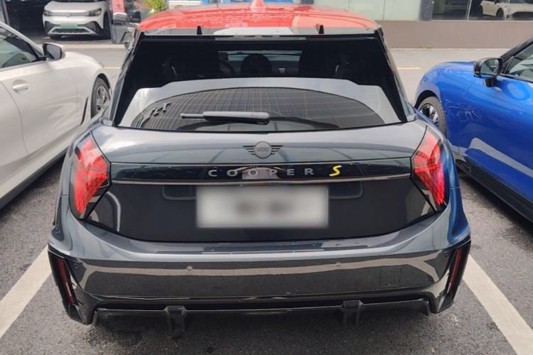 MINI Cooper 2024 — 5
