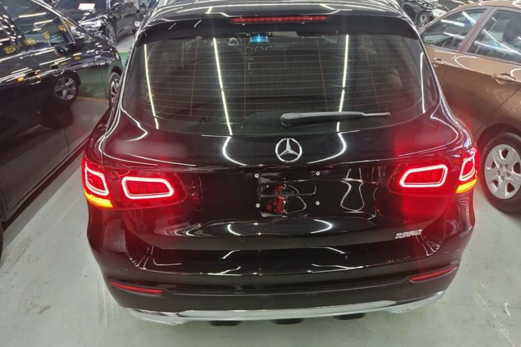 Mercedes-Benz GLC 260 L 2020 — фото 5