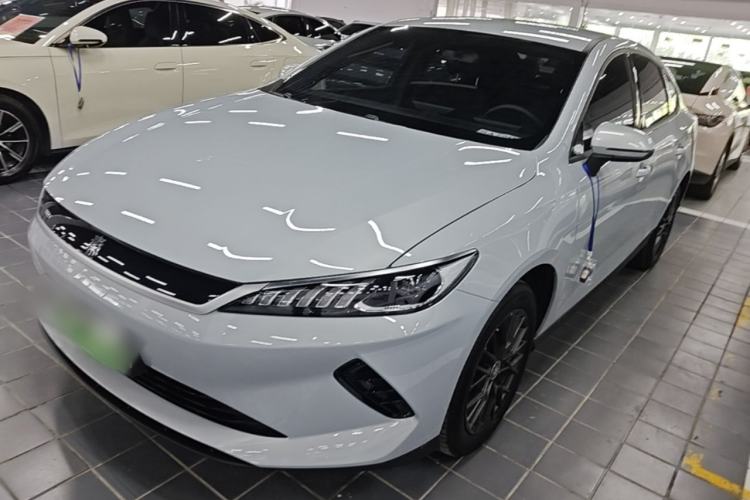 BYD Qin Plus 2025 — фото 1