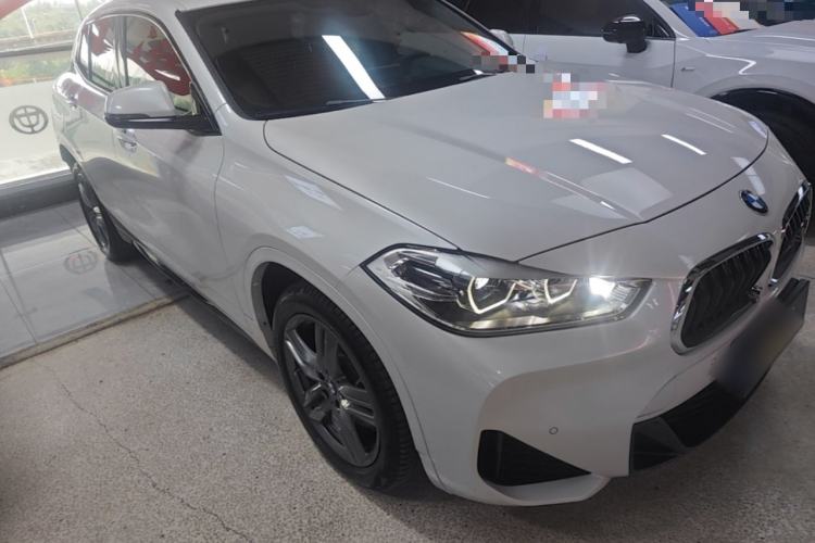 BMW X2 2022 — фото 3