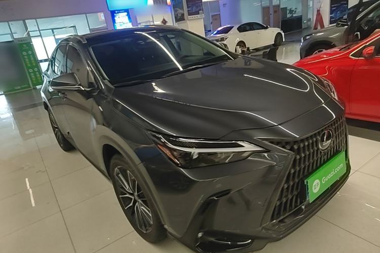 Lexus NX 350h 2022 — 3