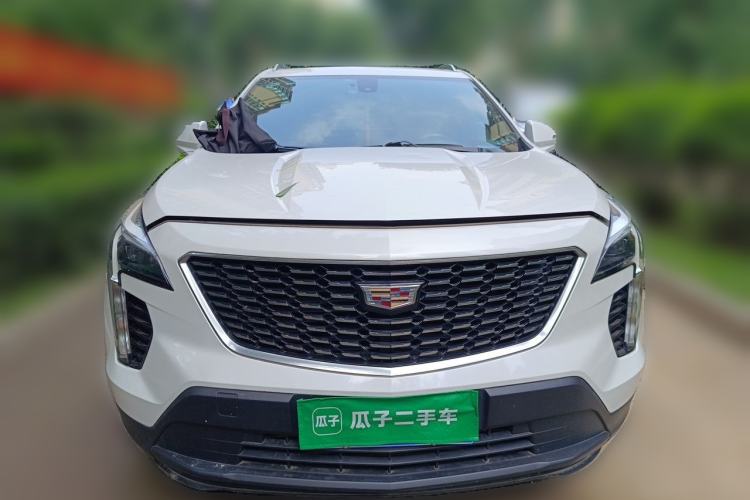 Cadillac XT4 2021 — фото 2