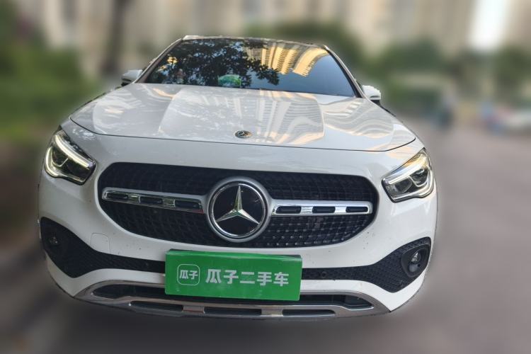 Mercedes-Benz GLA 200 2020 — 2