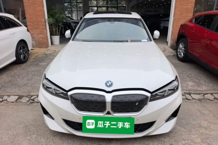 BMW i3 2022 — 2