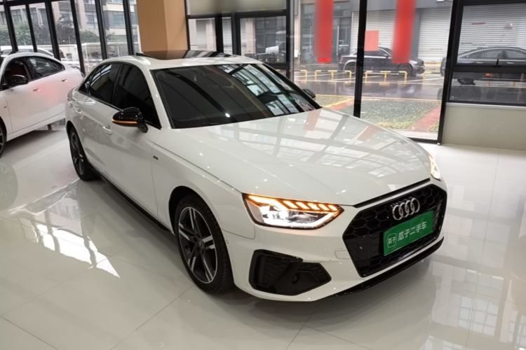 Audi A4 2022 — 3
