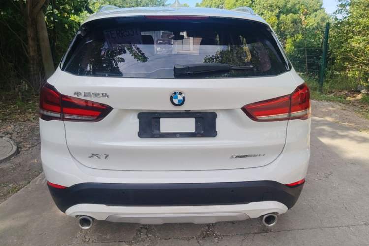 BMW X1 2021 — фото 5