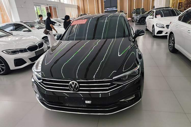 Volkswagen Magotan 2020 — 2