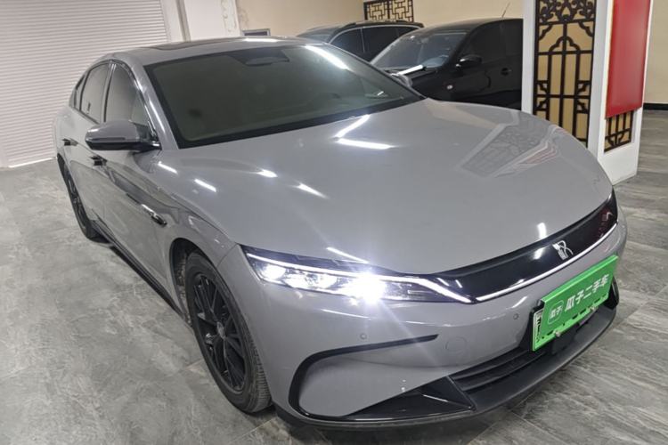 BYD Han 2025 — 3