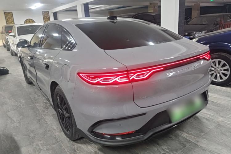 BYD Han 2025 — 4