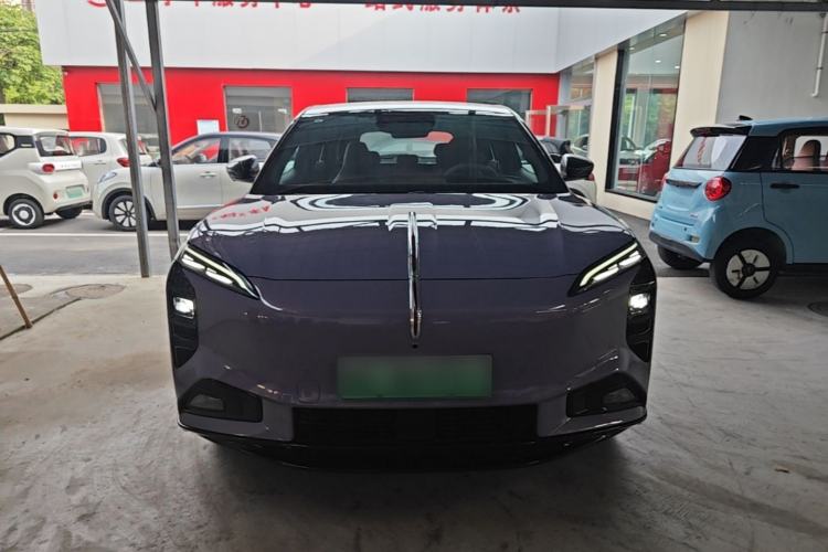Hongqi Tiangong 08 2025 — 2
