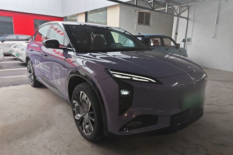 Hongqi Tiangong 08 2025 — 3