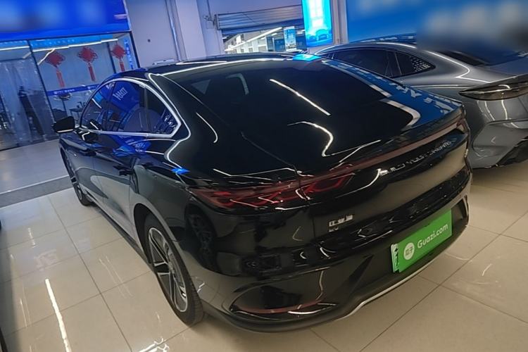 BYD Han 2023 — 4