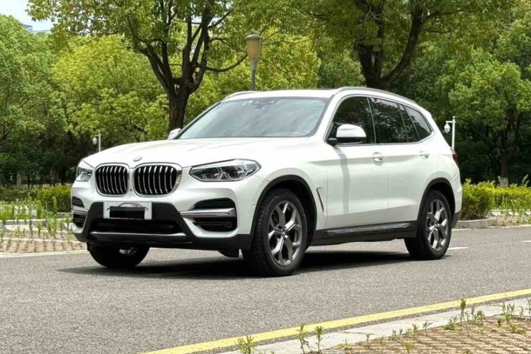 BMW X3 2021 — фото 1