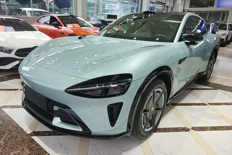Xiaomi Auto YU7 2025 — фото 1