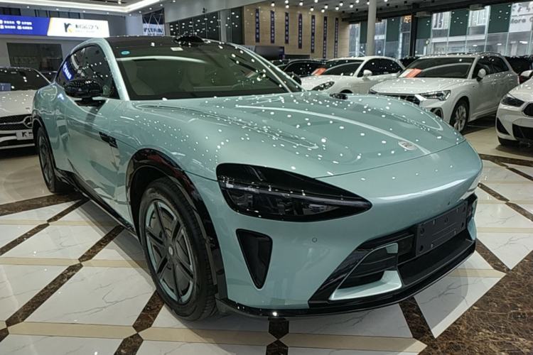 Xiaomi Auto YU7 2025 — фото 3
