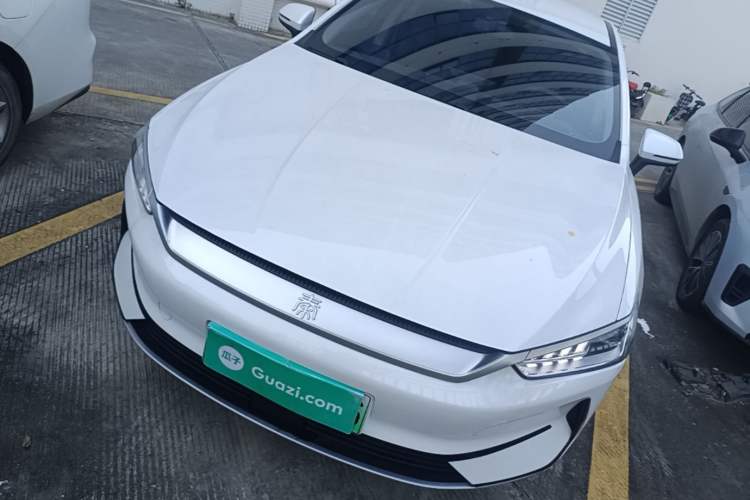 BYD qin plus 2021 — фото 1